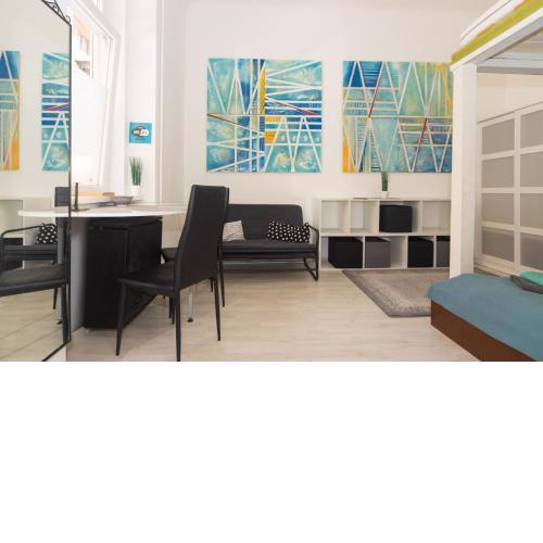 Cosy studio apartment with AirConditioner