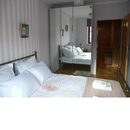 Cosy, Sunny Apartament 10 min to Old Town