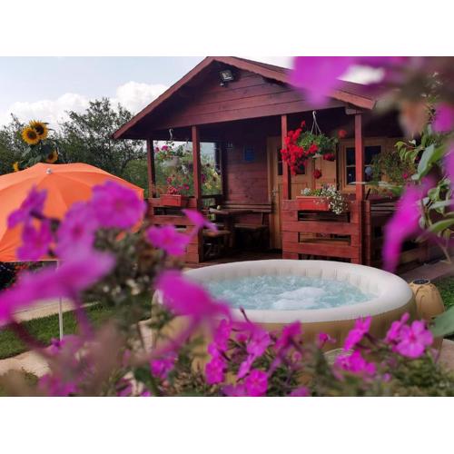 Cottage La Sierra with JACUZZI