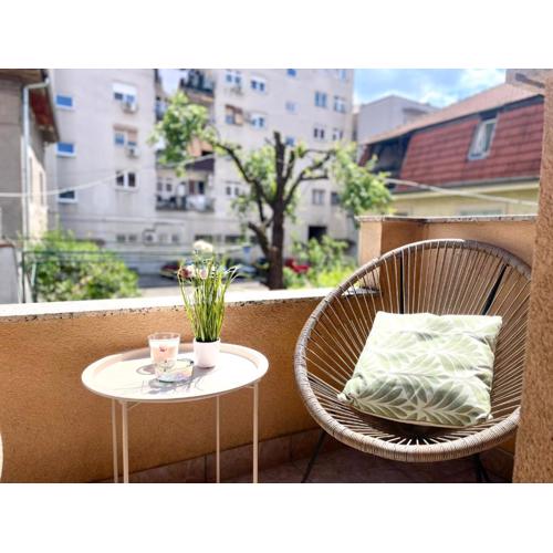 Courtyard Flats Apartment URBAN STAY
