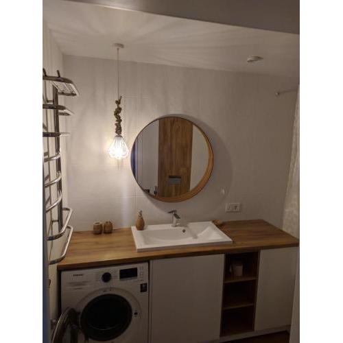Cozy 75 apart in Center - 2х кімнатна квартира в Центрі Кропивницького