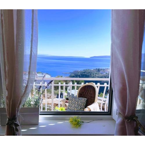 Cozy Apartment Bosnjak near Opatija, with sea view terrace, Air Condition, free private parking