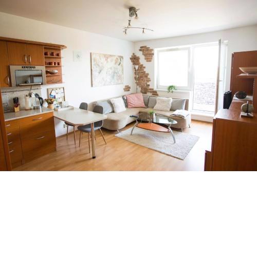 Cozy apartment btw centre and airport - Private host - No invoice
