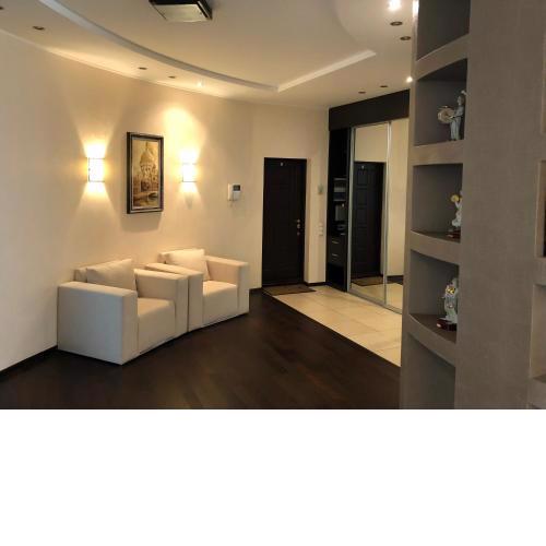 Cozy apartment in a new building close to the downtown