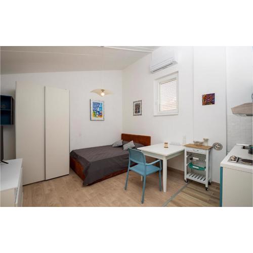 Cozy Apartment In Barbariga With Wifi