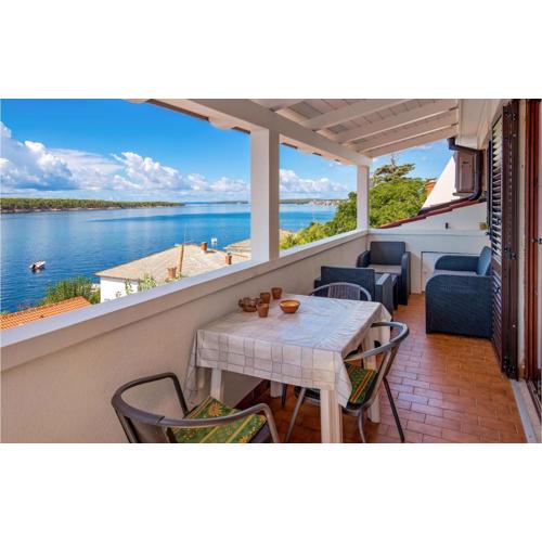Cozy Apartment In Barbat-Rab