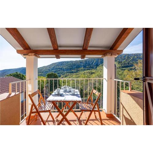 Cozy Apartment In Bribir With Kitchen