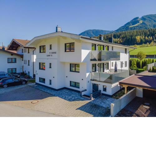 Cozy apartment in Brixen in the Thale with terrace