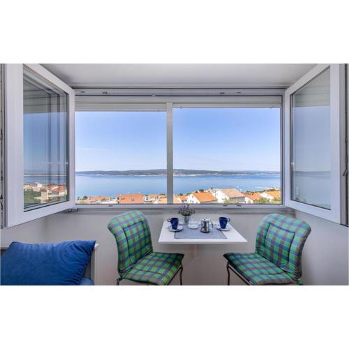 Cozy Apartment In Crikvenica With Wifi