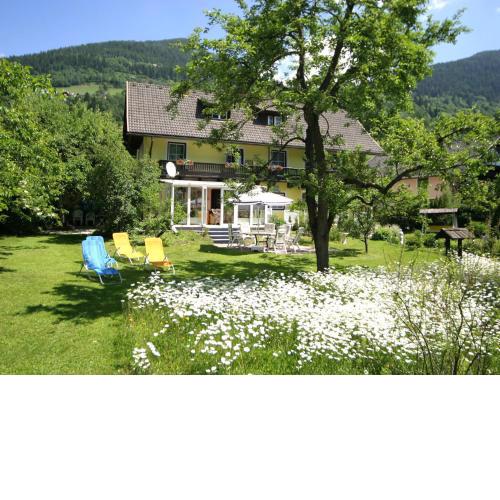 Cozy Apartment in Feld am See near Ski Slopes