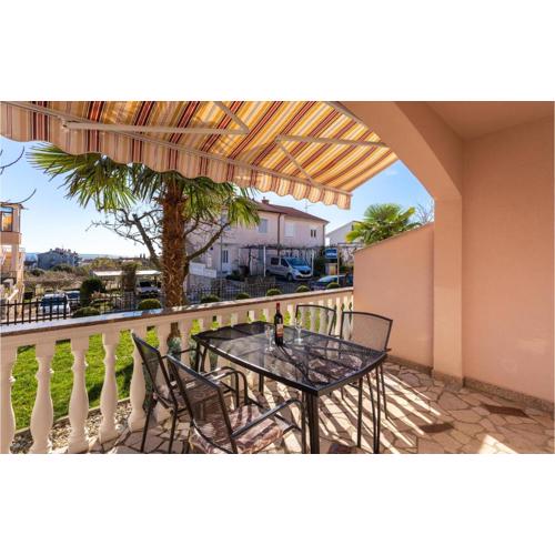 Cozy Apartment In Krk With Wifi