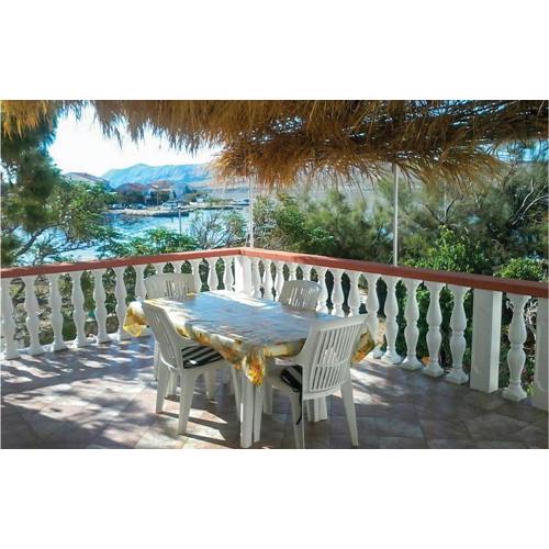 Cozy Apartment In Kustici With Wifi