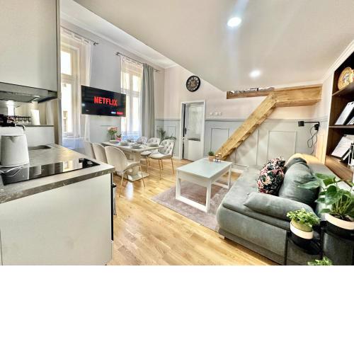 Cozy apartment in Wenceslas Square