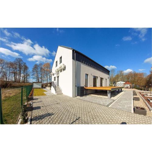 Cozy Apartment In Wilcze With Sauna