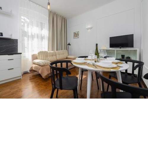 Cozy Apartment Malta Lake with Parking - Rentujemy