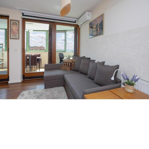 Cozy Apartment with Terrace Room near Warszawa Zachodnia by Noclegi Renters