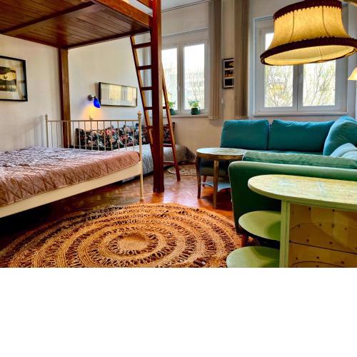 Cozy Art flat downtown Buda