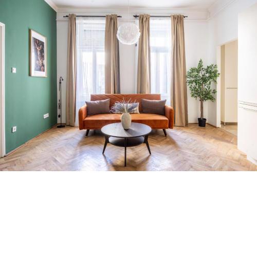 Cozy & Central Located Apartment w' Terrace