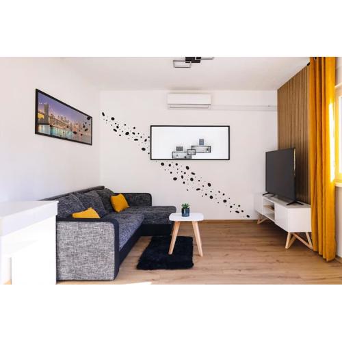 Cozy Enigma: Elegant Haven 1BDR