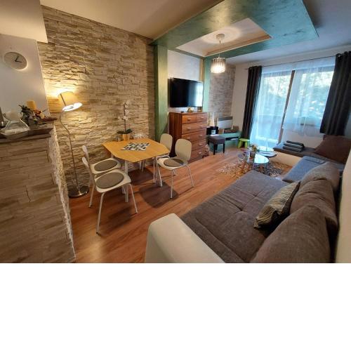 Cozy family apartment with garage