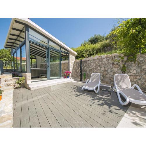 Cozy Holiday Home in Podgora