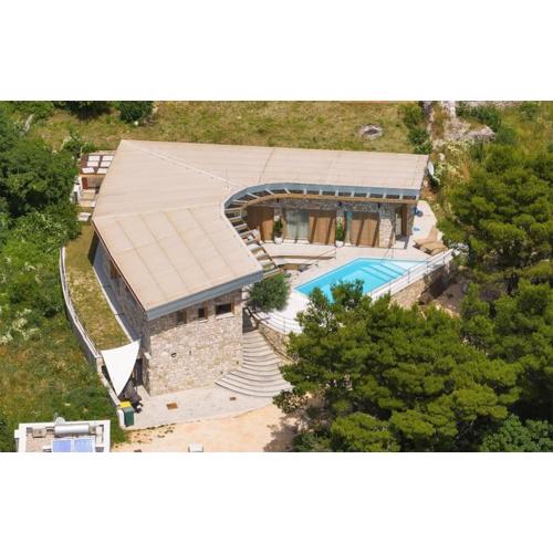 Cozy Home In Bast With Jacuzzi