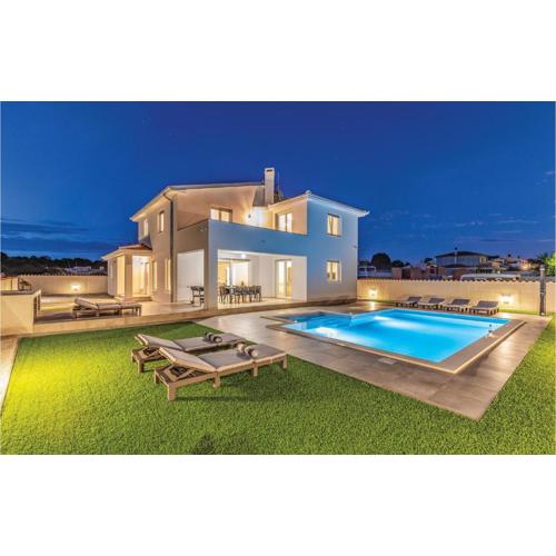 Cozy Home In Galizana With Wifi