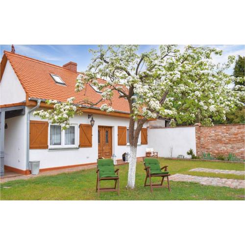 Cozy Home In Nowe Warpno With Lake View