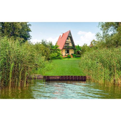 Cozy Home In Nowe Warpno With Wifi