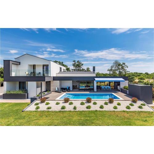 Cozy Home In Valbandon With Wifi