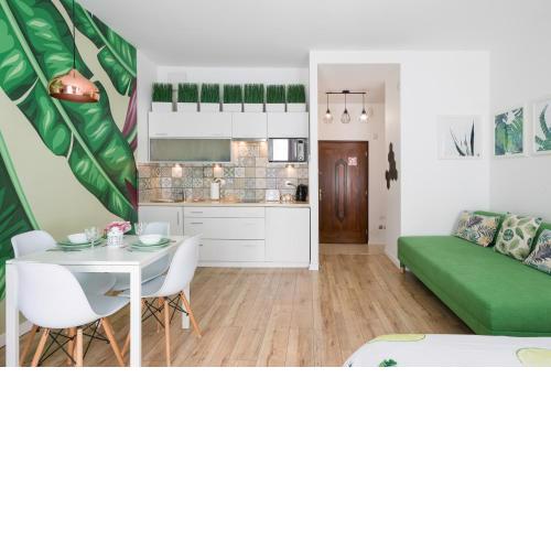 Cozy modern STUDIO GREEN APARTMENT in Old Town