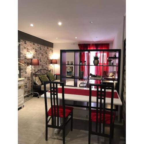 Cozy studio apartment in the heart of old town Rab