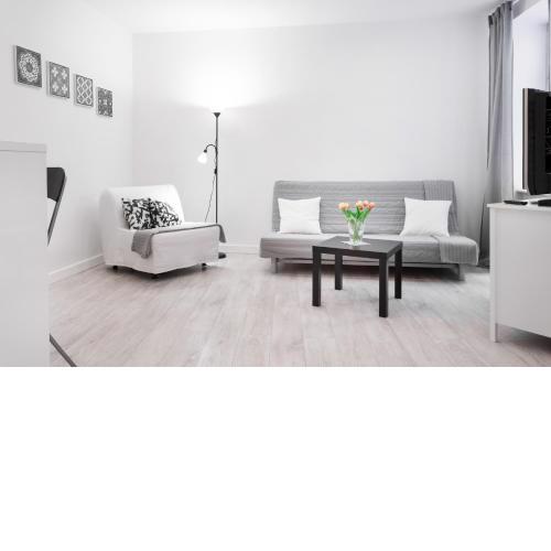 Cozy Studio Apartment Strzelecka Old Town Poznań by Noclegi Renters