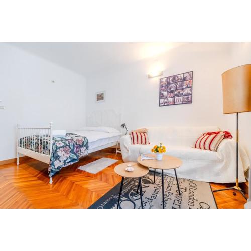 Cozy Studio in the Center of Zagreb - Happy Rentals