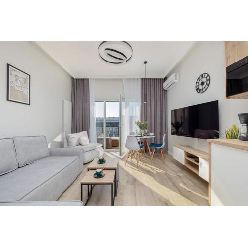 Cozy Studio with River View Spadochroniarzy with Parking & SPA by Noclegi Renters
