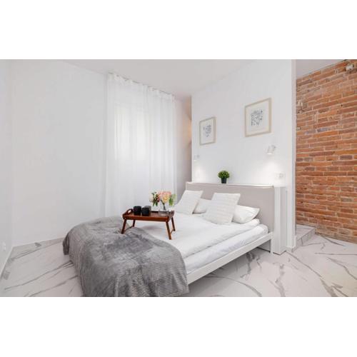 Cozy Studios in the Old Town of Kraków by Noclegi Renters