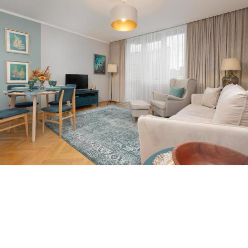 Cozy Two-Bedroom Apartment Mokotow by Noclegi Renters