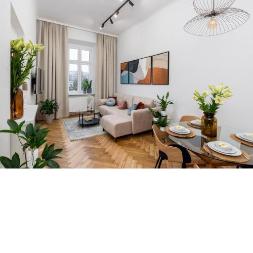Cracow Best Location Apartment No:6 by Cozyplace