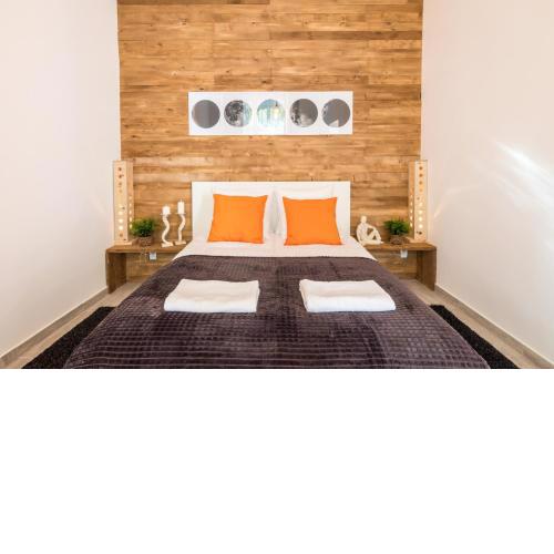 Cracow Best Location Apartment with Garden by Cozyplace