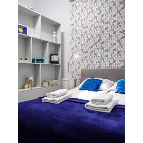 CracWoW Apartment