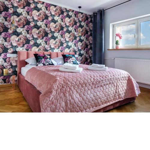 CracWoW City Center Apartment