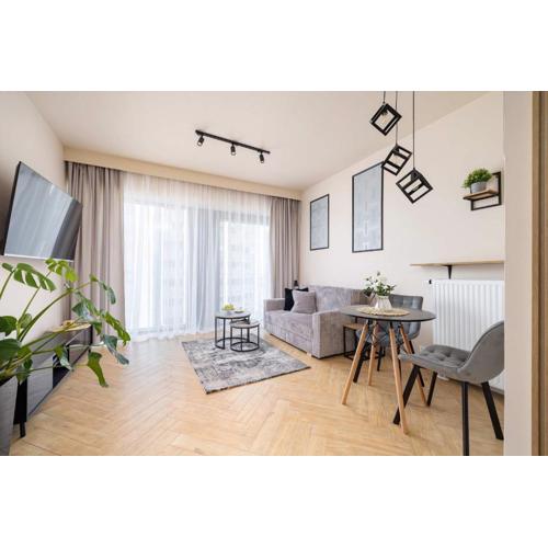Creamy Studio in Katowice with Air Conditioning & Parking by Noclegi Renters