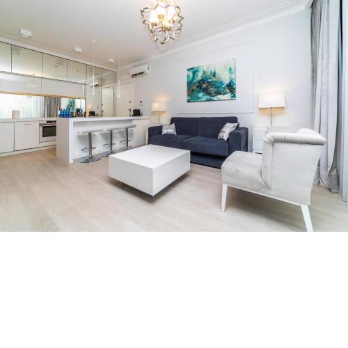 Cristal - Neptun Park by OneApartments