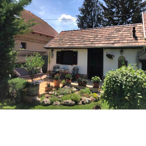 CSAOL Apartman ház