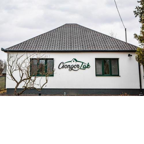 Csongor Lak