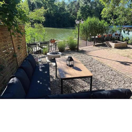 Csuka48 Apartman