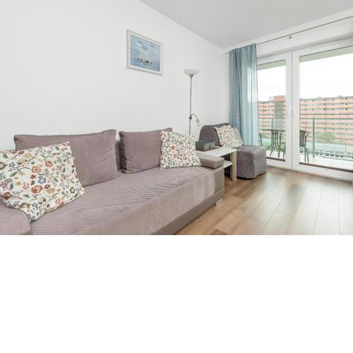 Cztery Oceany Studio for 4 Guests with Balcony & Parking Gdańsk by Noclegi Renters