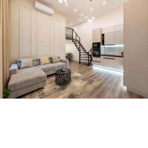 D52 Luxury Suite