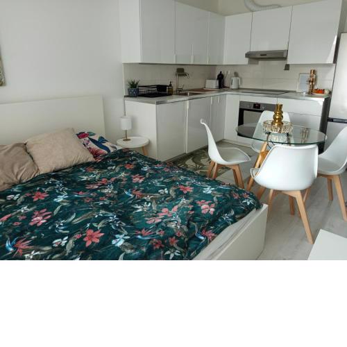 Dagaly Apartment Free Parking in garage