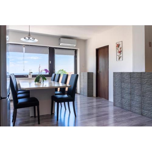 Dakota apartment 6+2